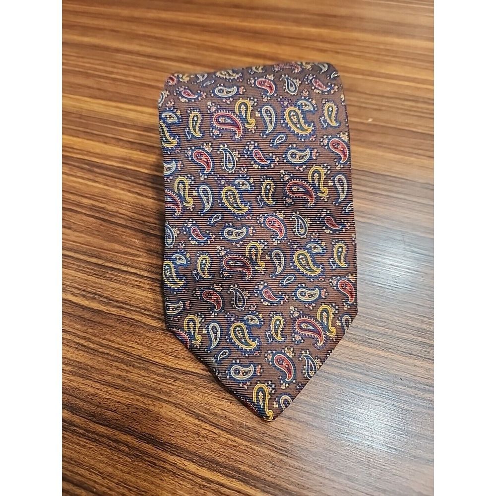 Brooks Bros Makers Silk Tie Red Brown Blue Paisley Dapper Stylish Handmade USA‎
